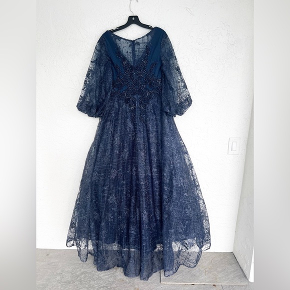 Mac Duggal Navy Blue Puff Long Sleeve V Neck Evening Gown Size 12 - Picture 7 of 10